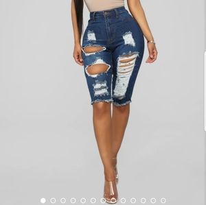 FASHION NOVA bermuda shorts